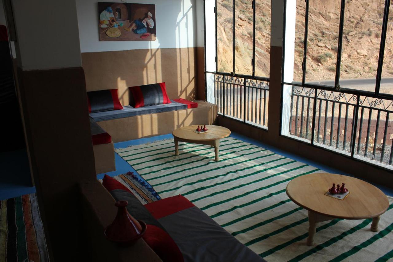 Auberge de jeunesse Kasbah Lucas à Akhendachou n'Ait Ouffi Extérieur photo