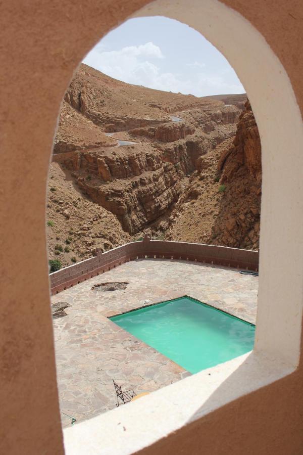 Auberge de jeunesse Kasbah Lucas à Akhendachou n'Ait Ouffi Extérieur photo